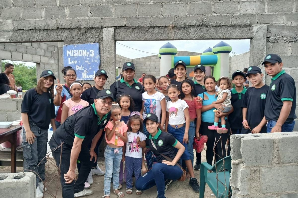 Compartiendo Esperanza con los Niños de Palito Blanco, Yaracuy